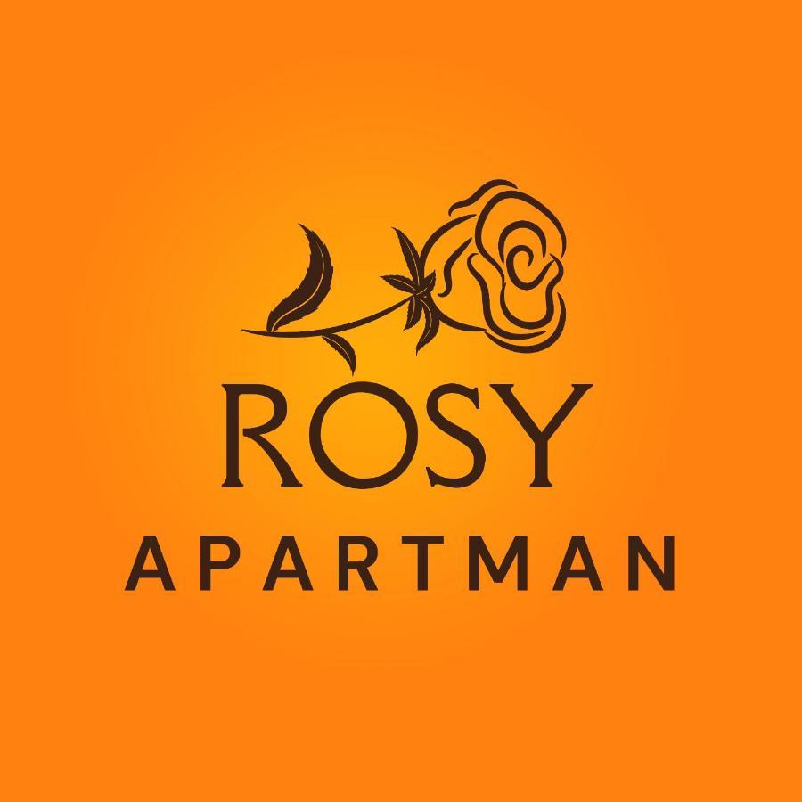 Appartement Rosy Apartman à Vonyarcvashegy Extérieur photo